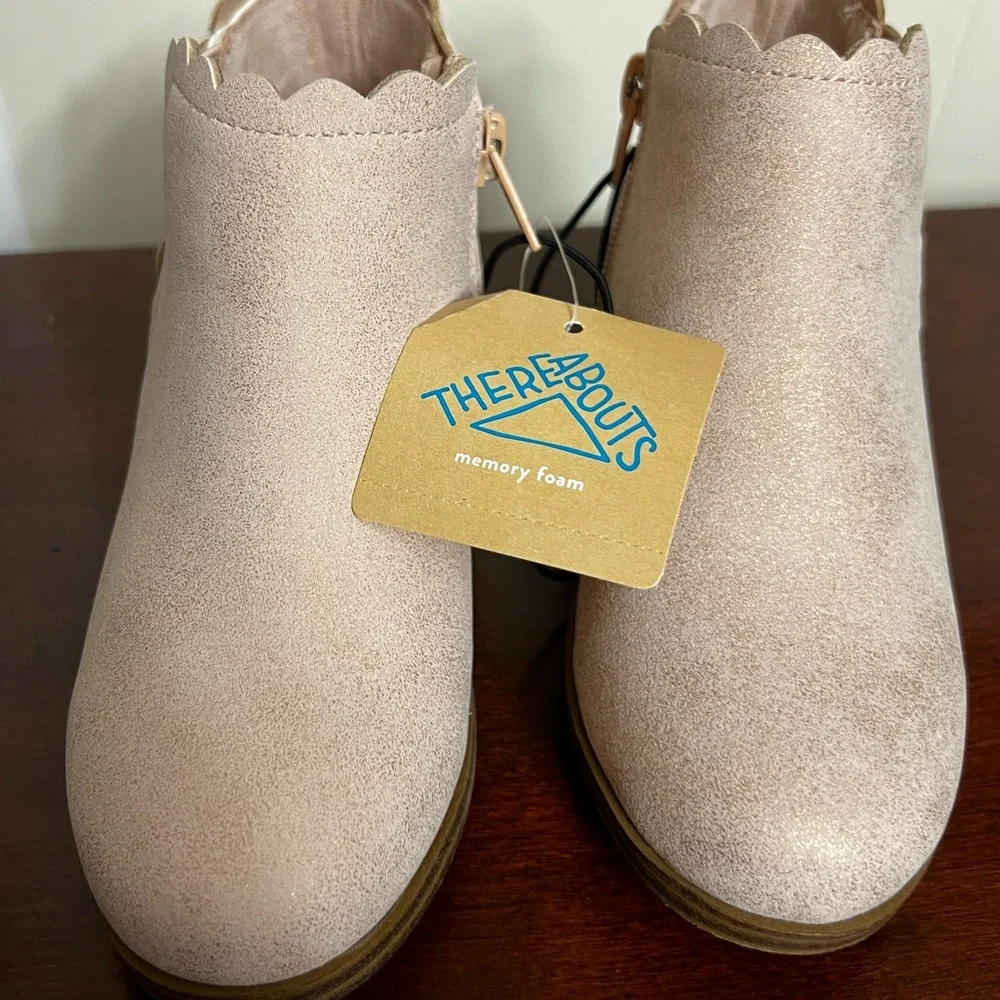 Thereabouts Girls Pima Stacked Heel Booties faux suede Taupe Shimmer scalloped